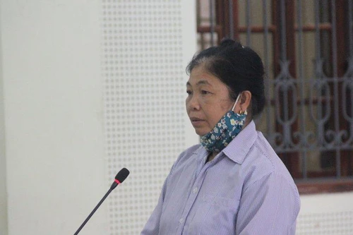 Nhận 300 nghìn để đưa người trốn đi nước ngoài