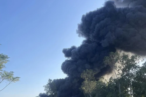 Cháy lớn ở xưởng phế liệu tại Nghệ An