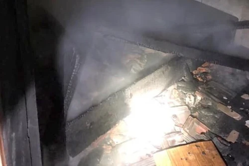 Mâu thuẫn gia đình, nghịch tử phóng hỏa đốt căn nhà hai tầng