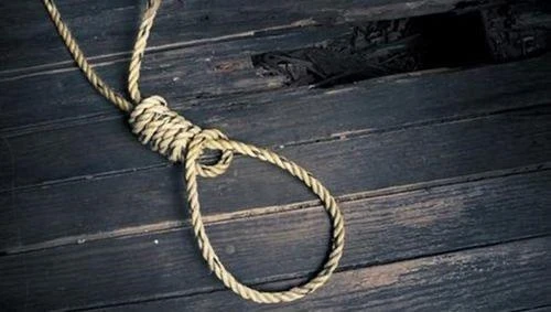 Vợ siết cổ chồng đến chết