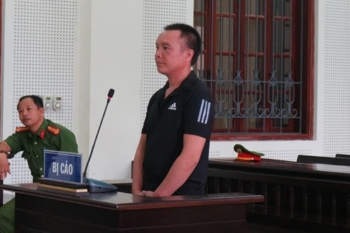 Đưa ma túy để lấy 300 nghìn tiền công, người đàn ông lĩnh 15 năm tù