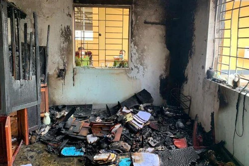 Điều tra nguyên nhân phòng làm việc của chủ tịch xã bốc cháy