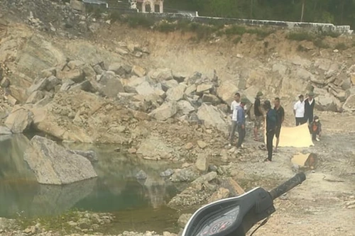 Phát hiện thi thể cháu bé 9 tuổi dưới hố công trình