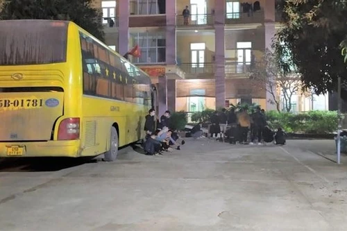 53 người nhập cảnh trái phép bị phạt hơn 200 triệu đồng