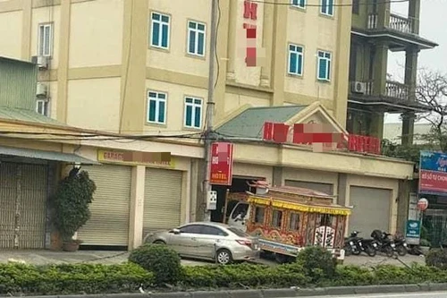 Người đàn ông tử vong bốc mùi trong khách sạn