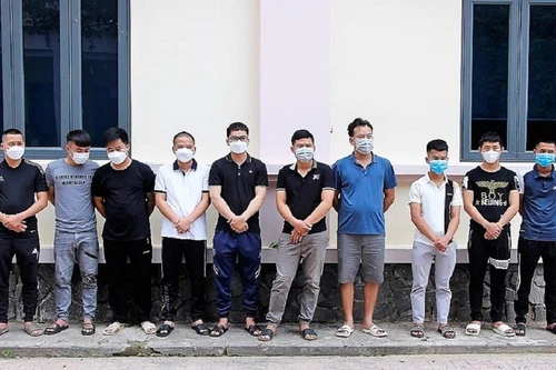 Ổ nhóm chuyên mua bán thông tin 3.000 tài khoản ngân hàng sa lưới