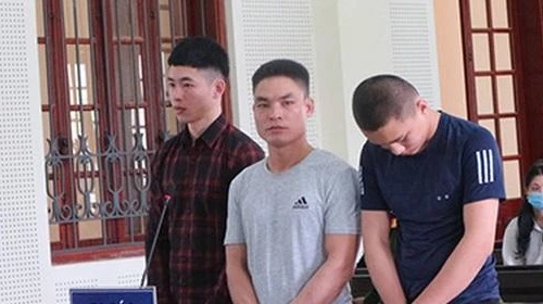 Người đàn ông dụ dỗ thiếu niên 16 tuổi buôn ma túy