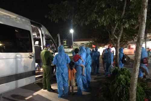 Nghệ An: Phong tỏa 5 thôn, 1 bệnh viện liên quan đến ca dương tính Covid -19 đầu tiên