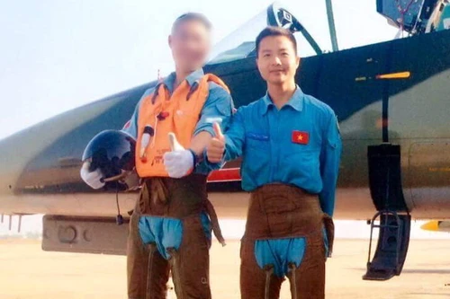 Máy bay L-39 rơi: Phi công không nhảy dù, cố hướng ra ruộng lúa để "cứu" máy bay