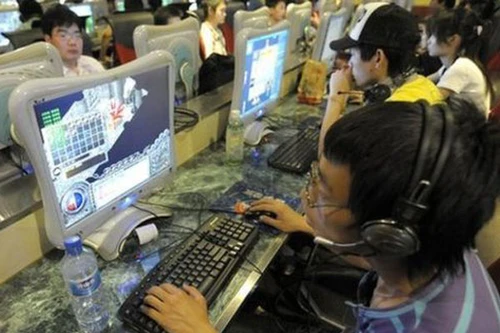 Game thủ Trung Quốc mạnh tay thuê nữ đồng hành để bớt cô đơn