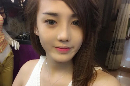 "Má mì" xinh như mộng cầm đầu đường dây mại dâm cao cấp 