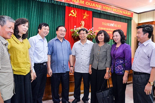 Đề nghị báo chí luôn đồng hành với Thủ đô