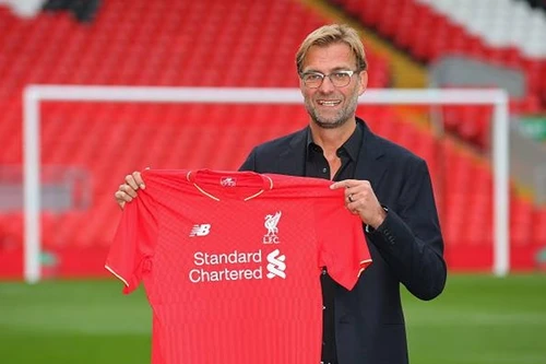 Klopp khiêm tốn trong lễ ra mắt người hâm mộ Liverpool