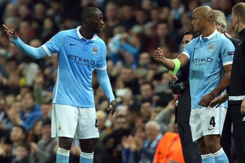 Tại sao Pellegrini từ chối trao băng đội trưởng cho Kompany?