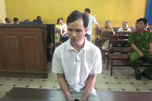 Tử hình kẻ giết vợ, cắt ngực rồi vứt xác xuống sông phi tang