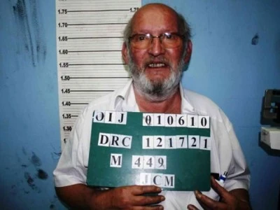 Ông chủ sản xuất túi nâng ngực rởm bị bắt