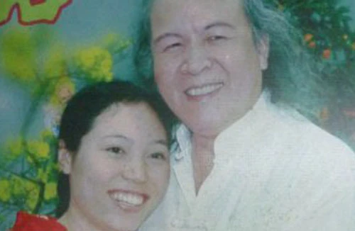 Ly kỳ chuyện ông lão 80 lấy vợ kém 52 tuổi, sinh con 