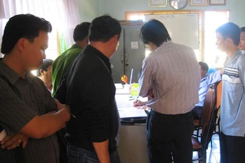 Rơi từ ban công nhà đối tác, một giám đốc tử vong bí ẩn