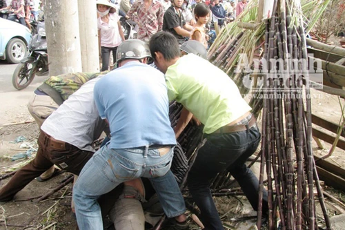 Cảnh sát hình sự bị cắn thương tích khi bắt kẻ nhiễm AIDS mang tội giết người