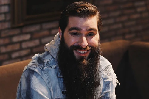 Đạo diễn 'Kong': 'Tôi đã rao bán nhà ở Mỹ để đến Việt Nam sống'