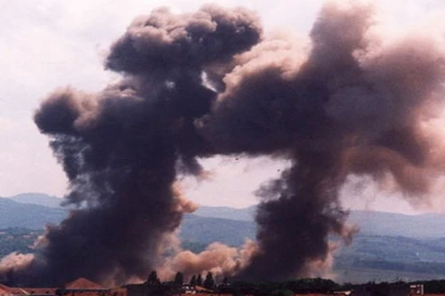 Nổ lớn tại căn cứ quân sự ở Serbia, hơn 20 người thương vong