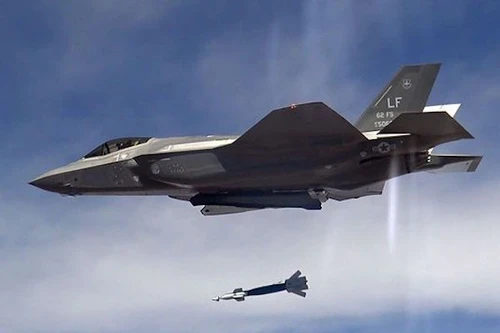 Mỹ triển khai F-35 đến bay biểu diễn tại Anh để "dằn mặt" Nga