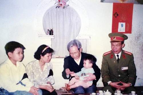 Chuyện những chiến sỹ Công an đầu tiên vào “tiếp quản”