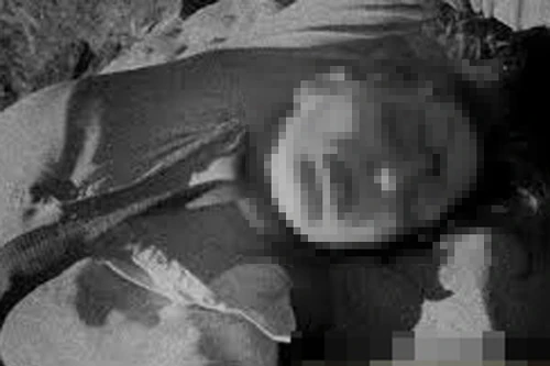 Cụ ông 92 tuổi siết cổ cụ bà 83 tuổi để "giải thoát" bệnh tật