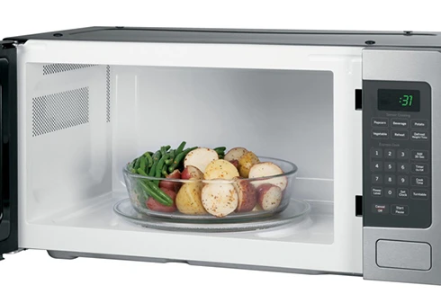 [ẢNH] Khám phá những công dụng tuyệt vời nhưng ít ai biết đến của lò vi sóng