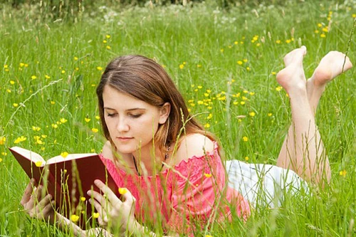 Đọc sách giúp sống lâu hơn