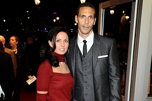 Trung vệ thép đau đớn chia tay người vợ xấu số