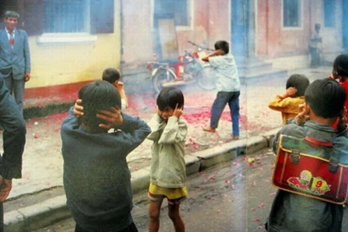 Những hình ảnh độc đáo chỉ Tết xưa mới có