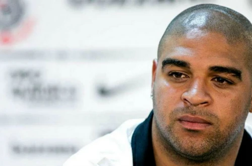 Từ "Hoàng đế" trở về khu ổ chuột