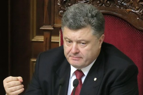 Poroshenko tuyên bố phải hủy bỏ kết quả bầu cử hôm 2-11 tại Donbas 