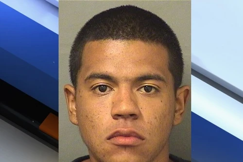 Nửa đêm lẻn vào nhà tấn công tình dục gia chủ