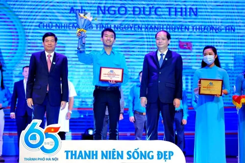 Thủ lĩnh tình nguyện trẻ tuổi và nhiệt huyết cống hiến vì cộng đồng