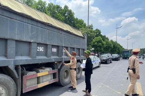 Để an toàn giao thông thực sự là hạnh phúc của người dân