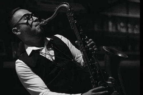 Nghệ sĩ saxophone Lê Duy Mạnh: Tôi muốn chơi nhạc bằng cả trái tim