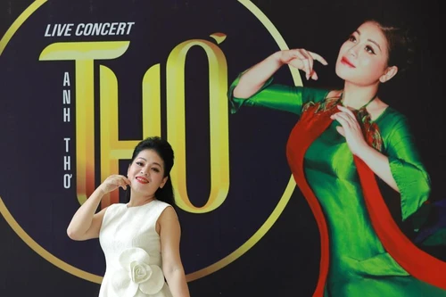 Ca sĩ Anh Thơ dành 2 tỷ đồng để làm liveshow 