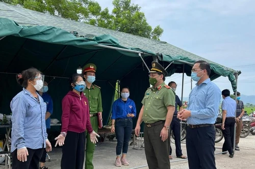 Công an chính quy về xã - Vững vàng thế trận an ninh trong lòng dân (2): Không đơn giản là “phép” điều chuyển 