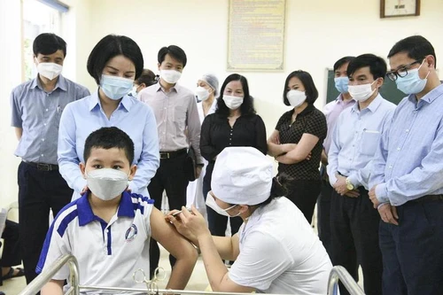 Hà Nội đảm bảo an toàn tiêm vaccine phòng Covid-19 cho trẻ em