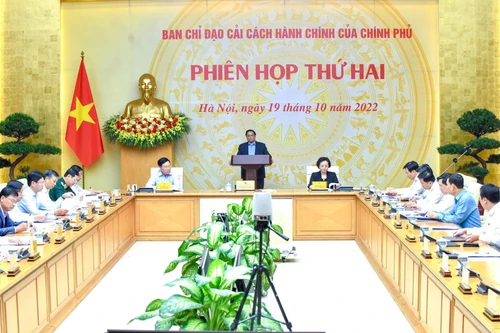 Thủ tướng yêu cầu thực hiện 8 nhóm nhiệm vụ để cải cách mạnh mẽ quy định, thủ tục hành chính 