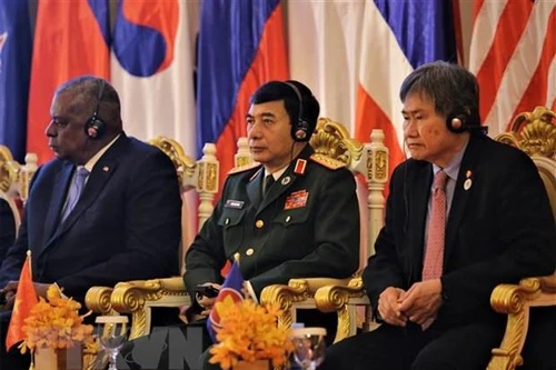 Khai mạc hội nghị Bộ trưởng Quốc phòng các nước ASEAN mở rộng