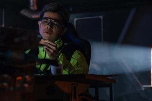 Nhóm Da LAB ra MV mang màu sắc viễn tưởng 