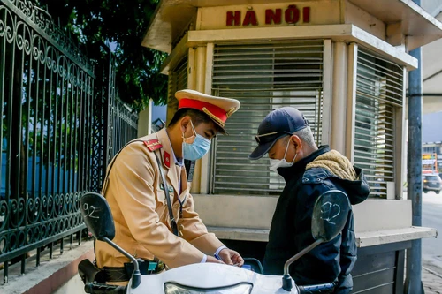 Xử lý nghiêm để nâng cao ý thức người tham gia giao thông