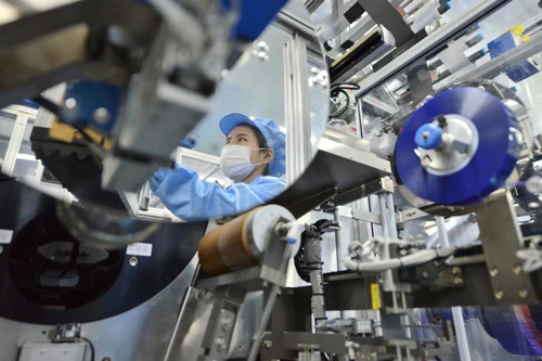 Ngân hàng Phát triển châu Á (ADB): Dự báo tăng trưởng kinh tế Việt Nam năm 2022 đạt 6,5% 