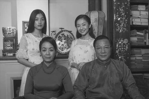 NSƯT Chiều Xuân và NSND Trọng Trinh đóng phim điện ảnh “Em và Trịnh” 