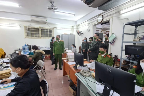 Chiến dịch thầm lặng của những người lính “đi trước về sau”