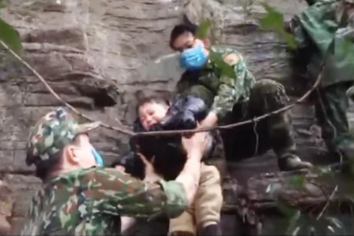 Những cuộc cứu nạn nghẹt thở của các chiến sỹ Bộ đội biên phòng