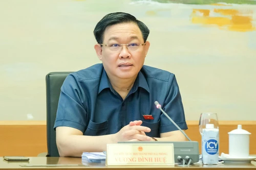 Chủ tịch Quốc hội Vương Đình Huệ: Chậm giải ngân vốn đầu tư công gây ảnh hưởng tới tốc độ phục hồi của nền kinh tế 